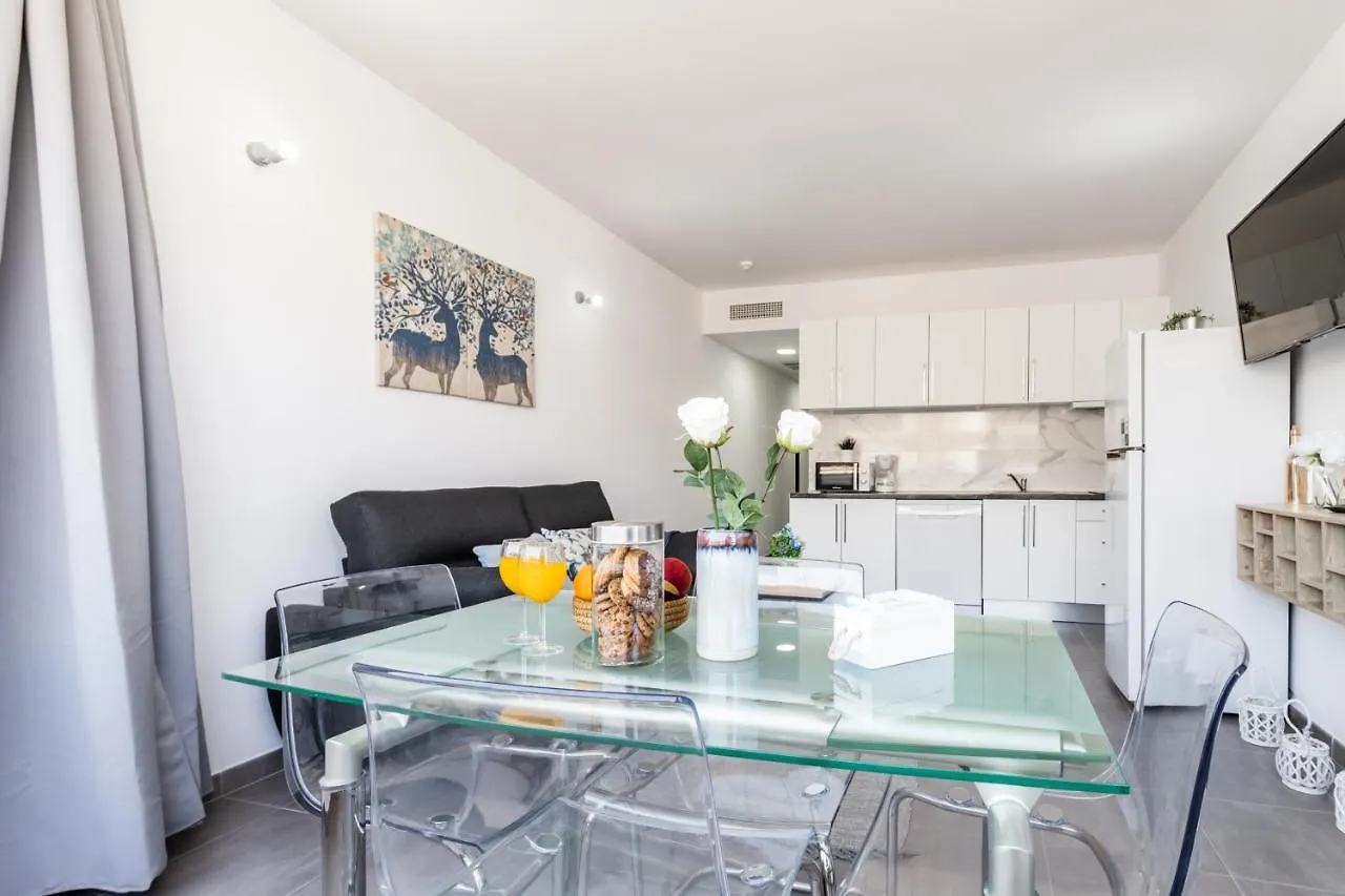 פואנגירולה Sur Suites Palmeras 487 ספרד
